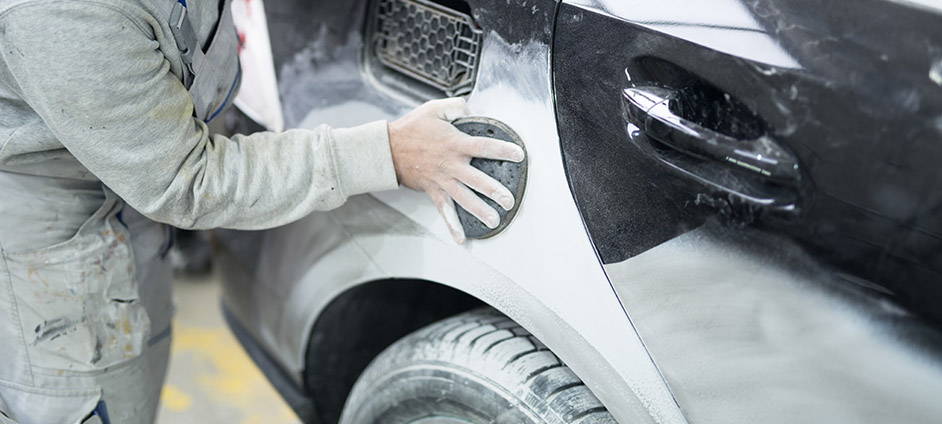 Serviço de restauração automotiva